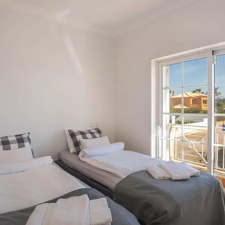 Villa Canto Do Sol # 4 Bedroom Lagos